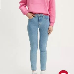 Levi's- Azure Polka Dot - Light Wash